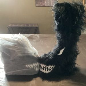 Vampire Freaks ladies size 10 black goth fur boots black